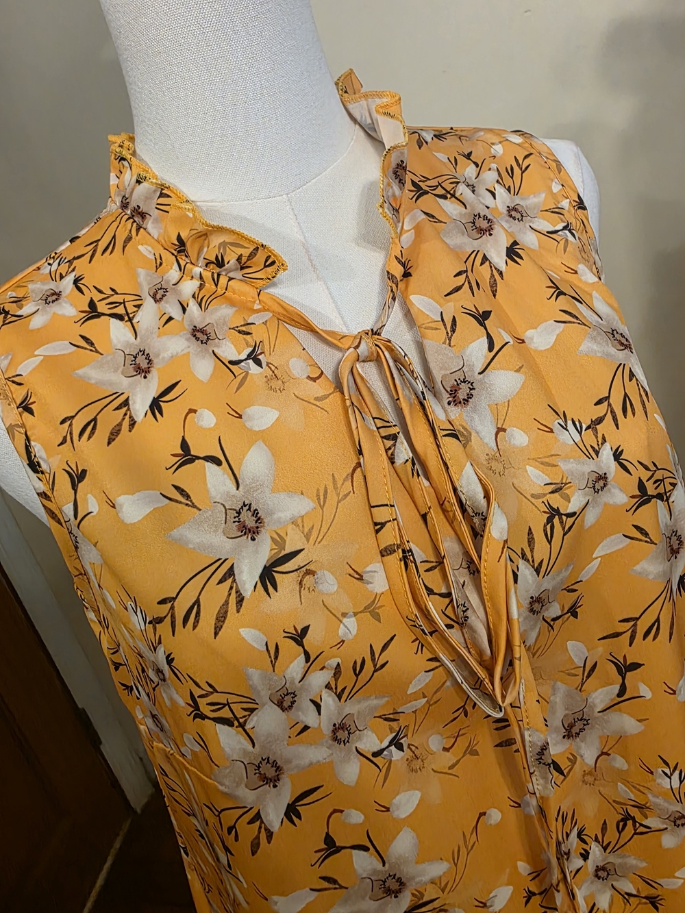 Brand-New: Yellow Floral Ruffled Summer Dress - Size S